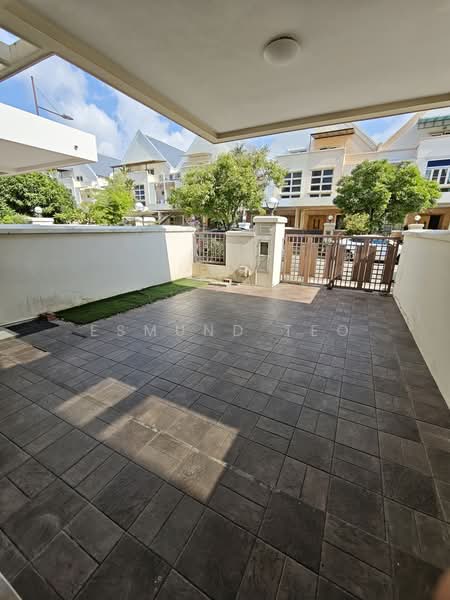 Bedok Grove, 34 Bedok Place, 5 Bedrooms, 3,200 sqft, Terraced House For Rent, by Esmund Teo, 500187911 - Exterior - PropertyGuru.com.sg