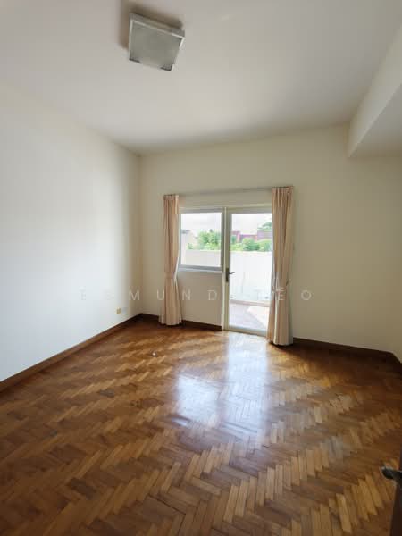 Bedok Grove, 34 Bedok Place, 5 Bedrooms, 3,200 sqft, Terraced House For Rent, by Esmund Teo, 500187911 - PropertyGuru.com.sg