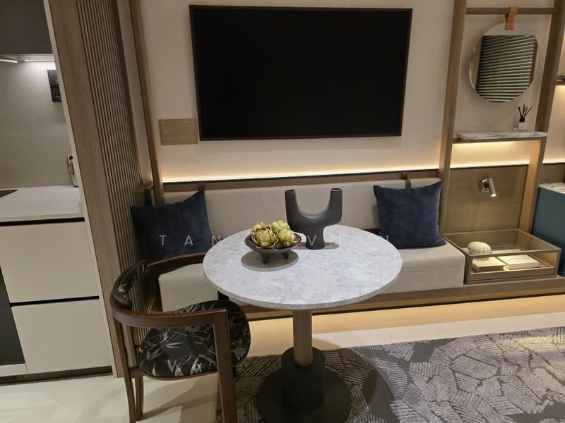The Robertson Opus, 11 Unity Street, Studio, 431 sqft, Condominium For Sale, by Tan Vivien, 500187920 - Living Room - PropertyGuru.com.sg