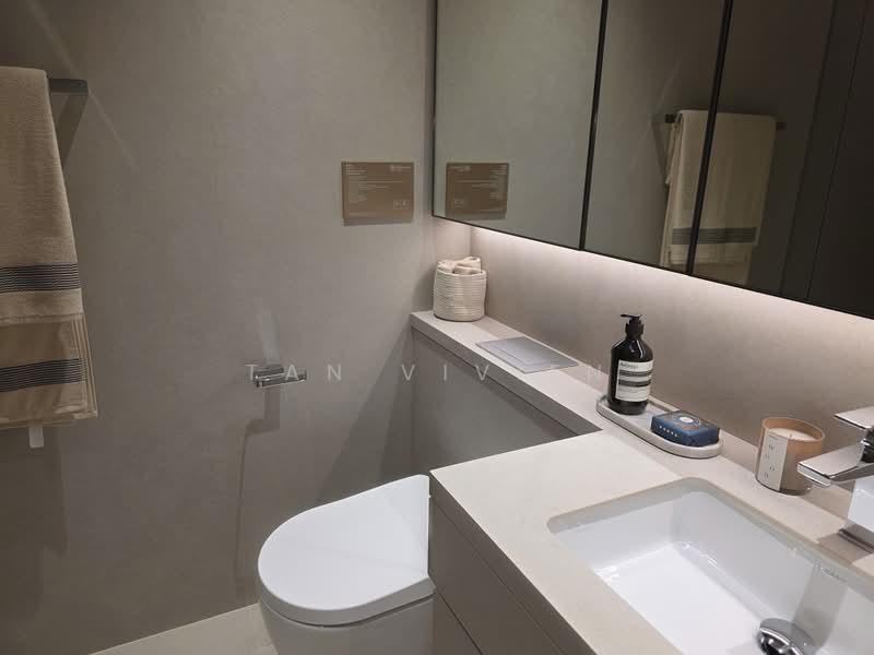 The Robertson Opus, 11 Unity Street, Studio, 431 sqft, Condominium For Sale, by Tan Vivien, 500187920 - Bathroom - PropertyGuru.com.sg