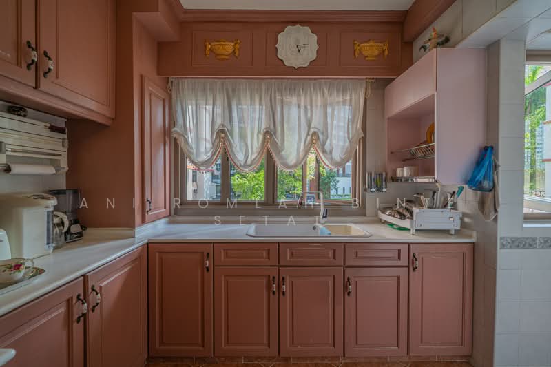 299 Bukit Batok Street 22, 299 Bukit Batok Street 22, 4 Bedrooms, 1,529 sqft, HDB Flat For Sale, by ani Romlah Binte Setat, 500187929 - Kitchen - PropertyGuru.com.sg