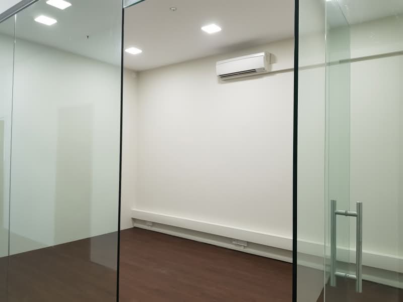 Woodlands 11, 11 Woodlands Close, 1,830 sqft, Light Industrial (B1) For Sale, by LISA, 500187945 - Interior - CommercialGuru.com.sg