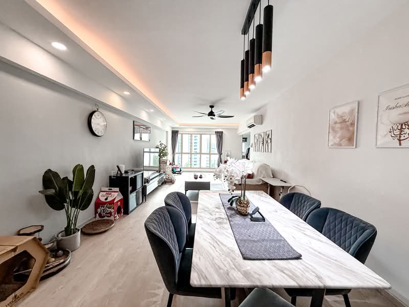 132 Edgedale Plains, 132 Edgedale Plains, 3 Bedrooms, 1,194 sqft, HDB Flat For Sale, by Erra Samat, 500187946 - Living Room - PropertyGuru.com.sg