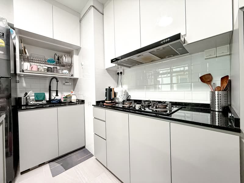 132 Edgedale Plains, 132 Edgedale Plains, 3 Bedrooms, 1,194 sqft, HDB Flat For Sale, by Erra Samat, 500187946 - PropertyGuru.com.sg