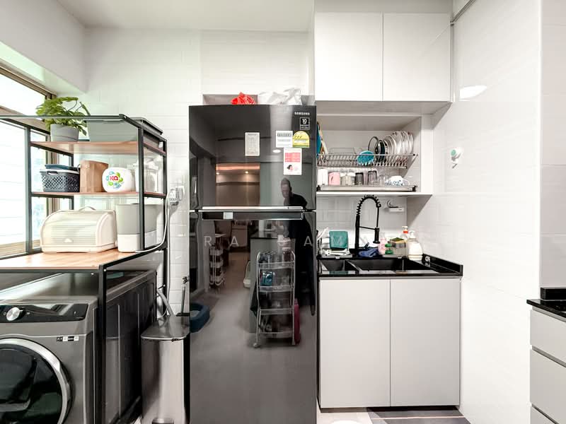 132 Edgedale Plains, 132 Edgedale Plains, 3 Bedrooms, 1,194 sqft, HDB Flat For Sale, by Erra Samat, 500187946 - PropertyGuru.com.sg