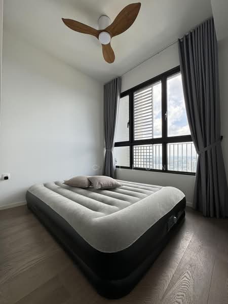 Avenue South Residence, 13 Silat Avenue, 2 Bedrooms, 657 sqft, Condominium For Rent, by Jeric Leong, 500187967 - Bedroom - PropertyGuru.com.sg