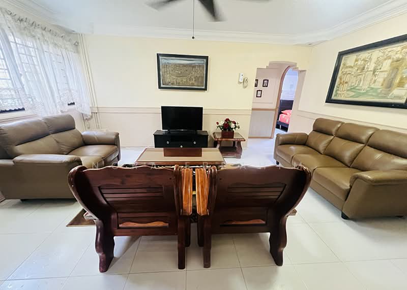 201 Marsiling Drive, 201 Marsiling Drive, 3 Bedrooms, 979 sqft, HDB Flat For Sale, by Nora Ebrahim, 500187969 - Living Room - PropertyGuru.com.sg