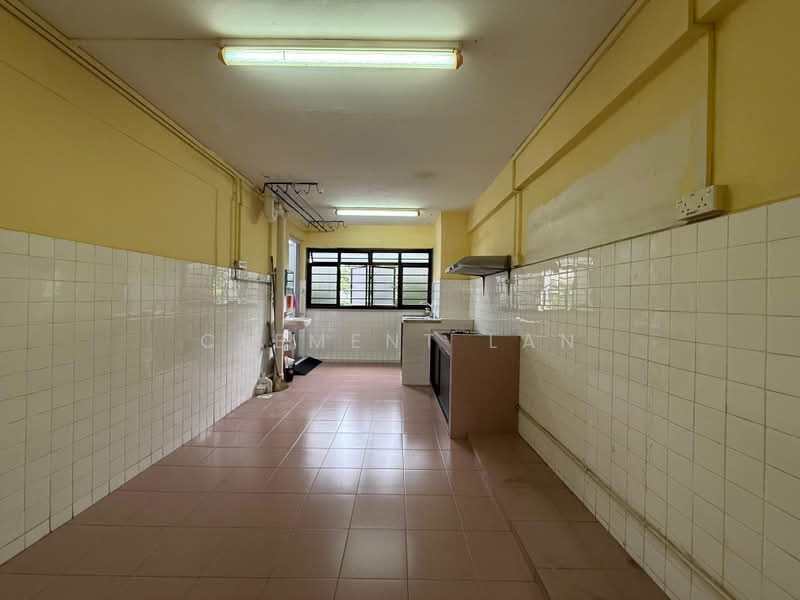 522 Bedok North Avenue 1, 522 Bedok North Avenue 1, 2 Bedrooms, 721 sqft, HDB Flat For Sale, by Clement Lan, 500187990 - Kitchen - PropertyGuru.com.sg