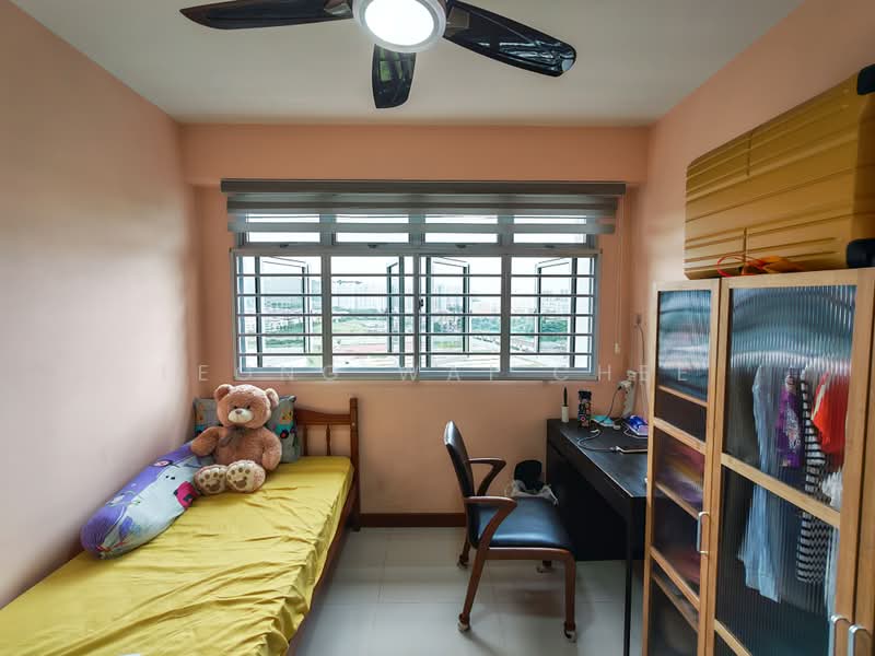 812A Choa Chu Kang Avenue 7, 812A Choa Chu Kang Avenue 7, 3 Bedrooms, 1,001 sqft, HDB Flat For Sale, by Leong Wai Chee, 500188000 - Bedroom - PropertyGuru.com.sg