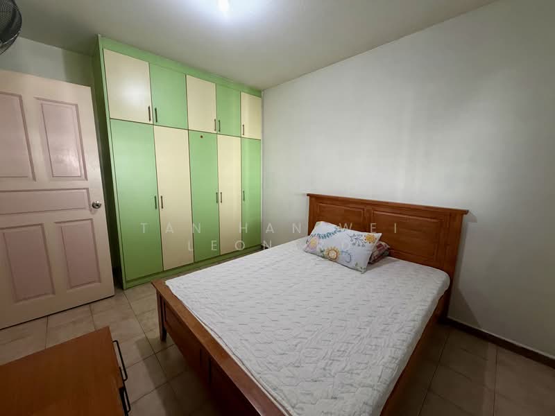 118 Pending Road, 118 Pending Road, Room Rental, 140 sqft, HDB Flat For Rent, by Tan Han Wei Leonard, 500188005 - Bedroom - PropertyGuru.com.sg
