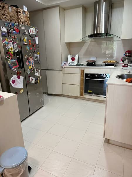 The Springbloom, 143 Serangoon Avenue 3, 3 Bedrooms, 1,873 sqft, Condominium For Rent, by CONEE WUAN, 500188011 - Kitchen - PropertyGuru.com.sg
