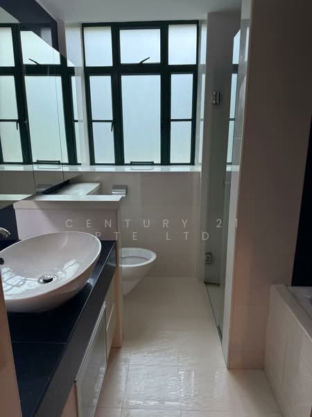 The Springbloom, 143 Serangoon Avenue 3, 3 Bedrooms, 1,873 sqft, Condominium For Rent, by CONEE WUAN, 500188011 - Bathroom - PropertyGuru.com.sg