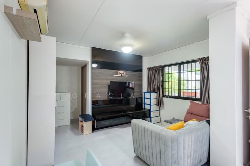 510 Jelapang Road, 510 Jelapang Road, 3 Bedrooms, 980 sqft, HDB Flat For Sale, by Gracia Ow, 500188025 - Living Room - PropertyGuru.com.sg