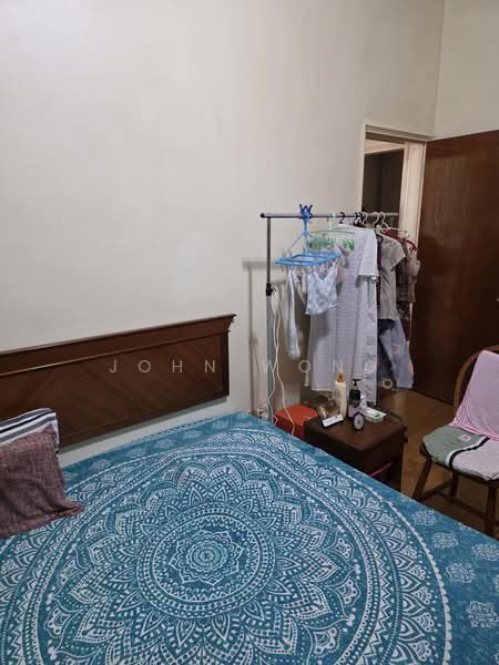 Landbay Condo, 9 Jalan Hajijah, 2 Bedrooms, 1,001 sqft, Condominium For Rent, by John Wong, 500188027 - Master Bedroom - PropertyGuru.com.sg