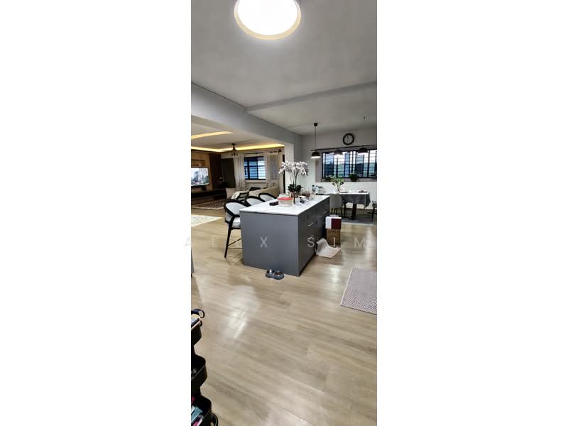 495B Tampines Street 43, 495B Tampines Street 43, 3 Bedrooms, 1,571 sqft, HDB Flat For Sale, by Alex Sim, 500188040 - Living Room - PropertyGuru.com.sg