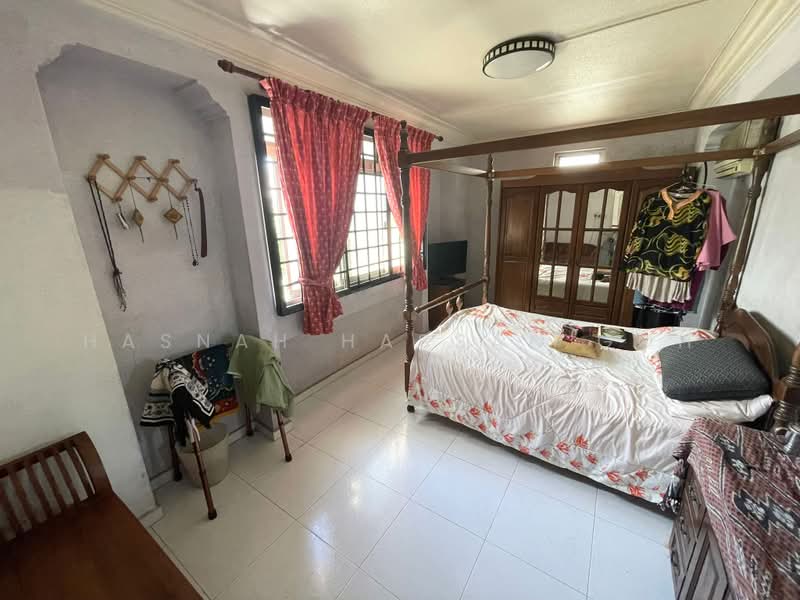301 Tampines Street 32, 301 Tampines Street 32, 3 Bedrooms, 1,323 sqft, HDB Flat For Sale, by Hasnah Hassan Goh, 500188041 - Bedroom - PropertyGuru.com.sg