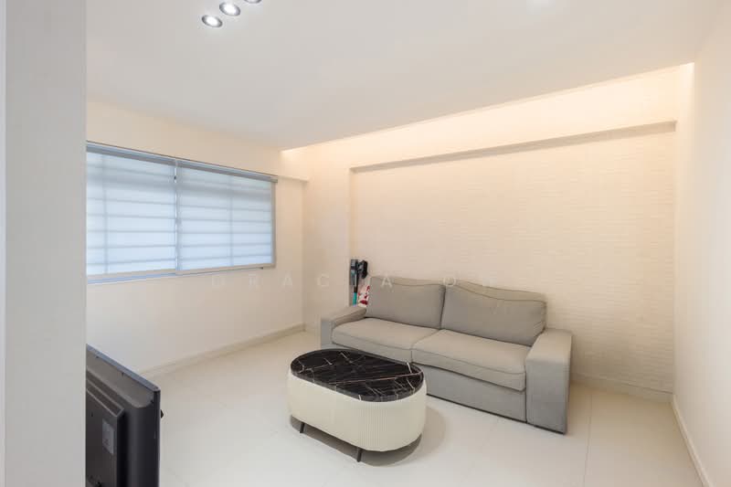 658 Jalan Tenaga, 658 Jalan Tenaga, 3 Bedrooms, 1,141 sqft, HDB Flat For Sale, by Gracia Ow, 500188044 - Living Room - PropertyGuru.com.sg