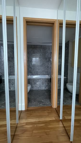 The Solitaire, 5A Balmoral Park, 2 Bedrooms, 1,238 sqft, Condominium For Rent, by Jean Goh, 500188046 - Bathroom - PropertyGuru.com.sg