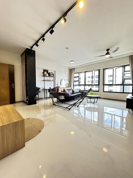 463A Bukit Batok Street 41, 463A Bukit Batok Street 41, 3 Bedrooms, 1,216 sqft, HDB Flat For Sale, by Aason Chua, 500188056 - Living Room - PropertyGuru.com.sg