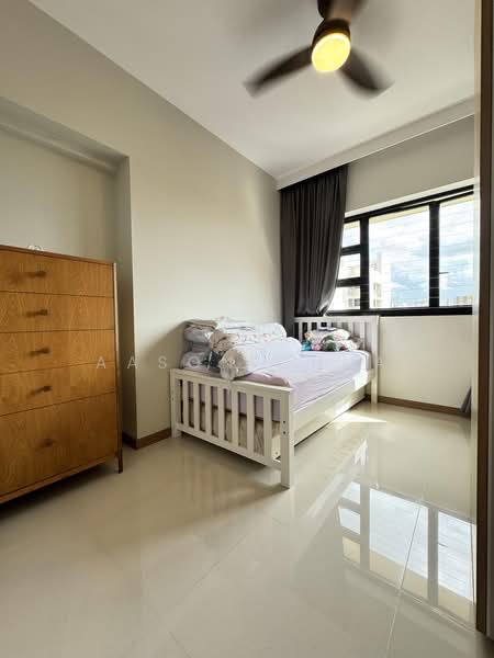 463A Bukit Batok Street 41, 463A Bukit Batok Street 41, 3 Bedrooms, 1,216 sqft, HDB Flat For Sale, by Aason Chua, 500188056 - Bedroom - PropertyGuru.com.sg