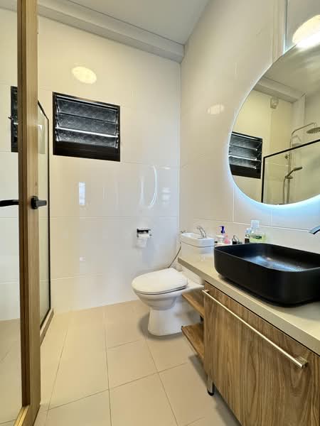 463A Bukit Batok Street 41, 463A Bukit Batok Street 41, 3 Bedrooms, 1,216 sqft, HDB Flat For Sale, by Aason Chua, 500188056 - Bathroom - PropertyGuru.com.sg