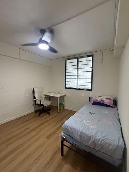 211 Boon Lay Place, 211 Boon Lay Place, Room Rental, 120 sqft, HDB Flat For Rent, by Andrew Kek, 500188057 - Bedroom - PropertyGuru.com.sg
