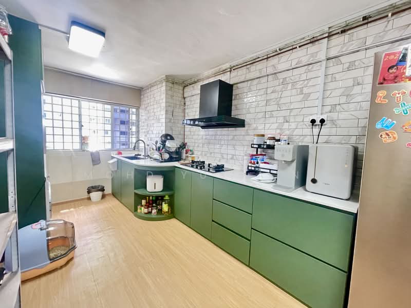 420 Bedok North Street 1, 420 Bedok North Street 1, 2 Bedrooms, 731 sqft, HDB Flat For Rent, by Mohd Yussaini, 500188076 - Kitchen - PropertyGuru.com.sg