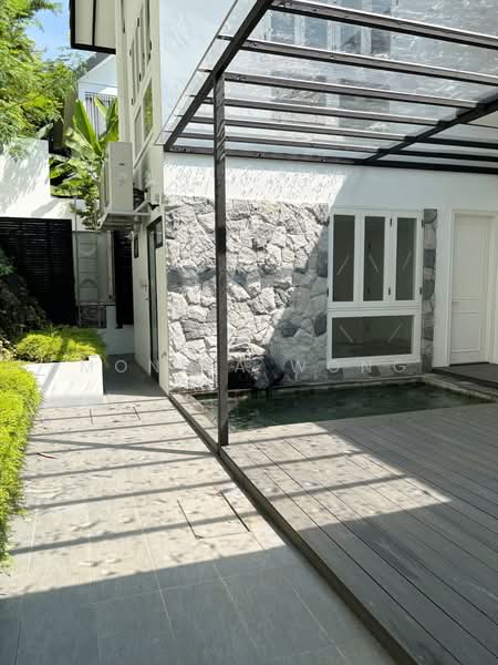 King Albert Park, King Albert Park, 4 Bedrooms, 3,729 sqft, Semi-Detached House For Rent, by Monita Wong, 500188078 - Exterior - PropertyGuru.com.sg