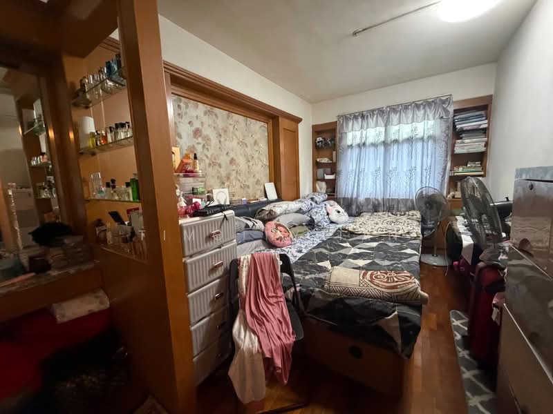 Eastvale, 35 Pasir Ris Drive 3, 3 Bedrooms, 1,195 sqft, Condominium For Sale, by Timothy Tan, 500188081 - Bedroom - PropertyGuru.com.sg
