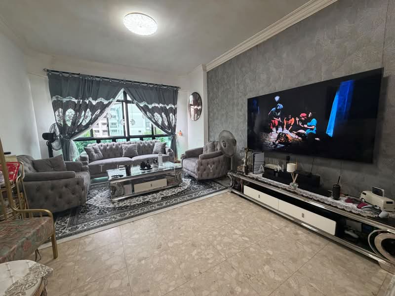 Eastvale, 35 Pasir Ris Drive 3, 3 Bedrooms, 1,195 sqft, Condominium For Sale, by Timothy Tan, 500188081 - Living Room - PropertyGuru.com.sg