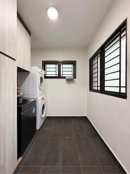 122C Sengkang East Way, 122C Sengkang East Way, 4 Bedrooms, 1,410 sqft, HDB Flat For Sale, by Elisa Chua, 500188082 - PropertyGuru.com.sg