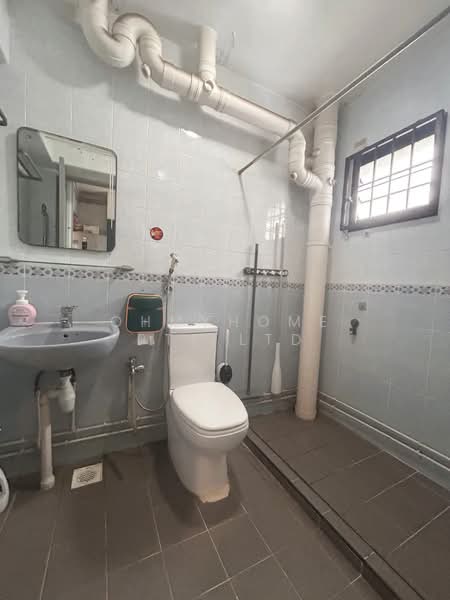 504B Montreal Drive, 504B Montreal Drive, 3 Bedrooms, 1,184 sqft, HDB Flat For Sale, by KEE PENG HAR, 500188084 - Bathroom - PropertyGuru.com.sg