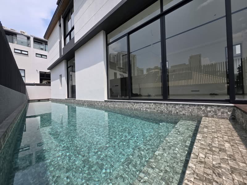 Brand new 2.5 storey bungalow with basement in the heart of Goodman, , 6 Bedrooms, 8,800 sqft, Bungalow House For Sale, by James Jau, 500188094 - Exterior - PropertyGuru.com.sg
