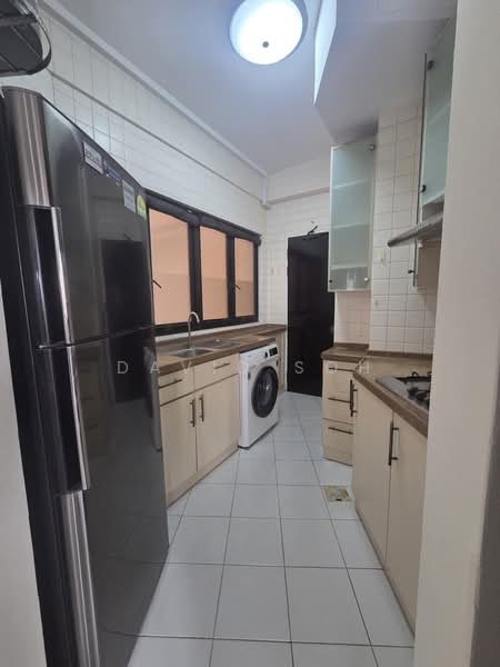 Bayshore Park, 50 Bayshore Road, 2 Bedrooms, 936 sqft, Condominium For Rent, by David Soh, 500188095 - Kitchen - PropertyGuru.com.sg