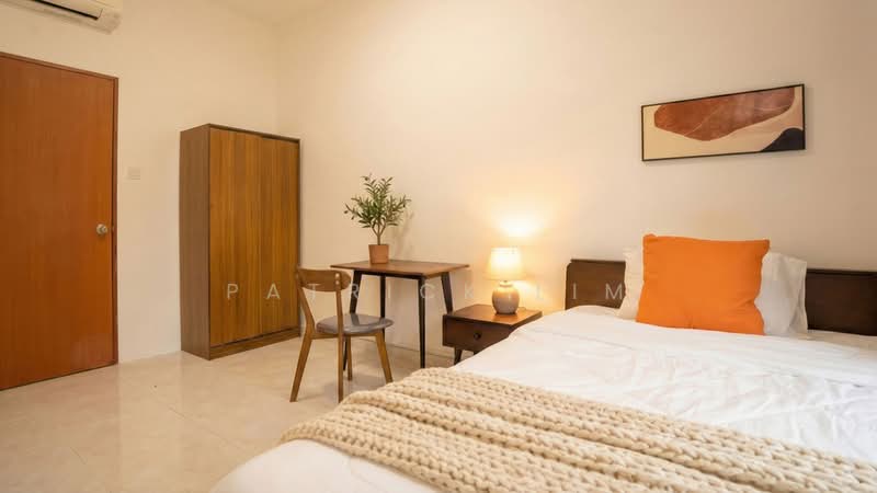 122 Jurong East Street 13 S 600122, , Room Rental, 325 sqft, Apartment For Rent, by Patrick Lim, 500188098 - Bedroom - PropertyGuru.com.sg