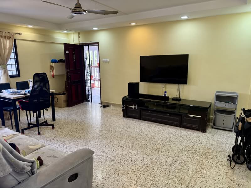 28 Marsiling Drive, 28 Marsiling Drive, 3 Bedrooms, 979 sqft, HDB Flat For Rent, by JNESH ., 500188105 - Living Room - PropertyGuru.com.sg