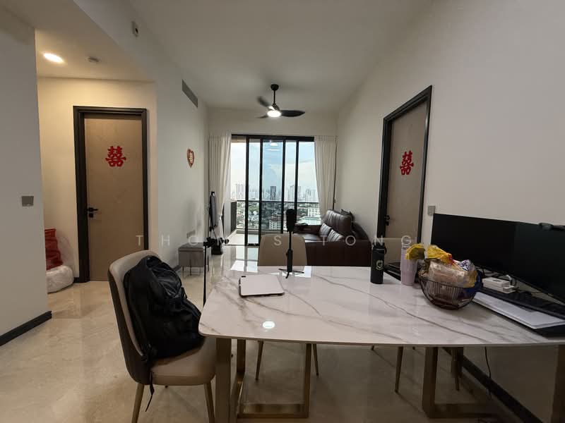 Perfect Ten, 323 Bukit Timah Road, 2 Bedrooms, 753 sqft, Condominium For Rent, by Thomas Tong, 500188106 - Living Room - PropertyGuru.com.sg