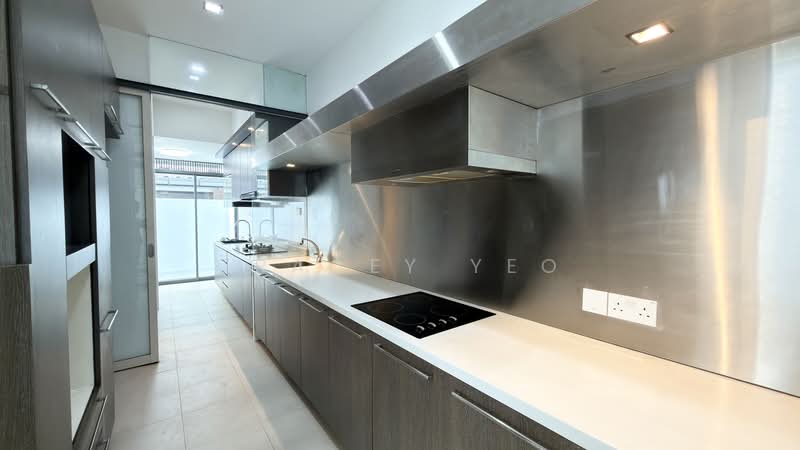 3 Storey Semi Detached House @ Jalan Hock Chye (Nr Kovan MRT), Jalan Hock Chye, 6 Bedrooms, 3,714 sqft, Semi-Detached House For Rent, by Tracey Yeo, 500188111 - Kitchen - PropertyGuru.com.sg