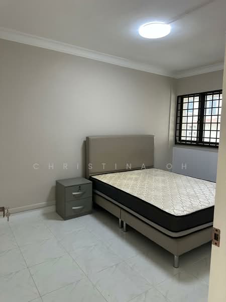 711 Clementi West Street 2, 711 Clementi West Street 2, Room Rental, 107 sqft, HDB Flat For Rent, by Christina Oh, 500188115 - Bedroom - PropertyGuru.com.sg