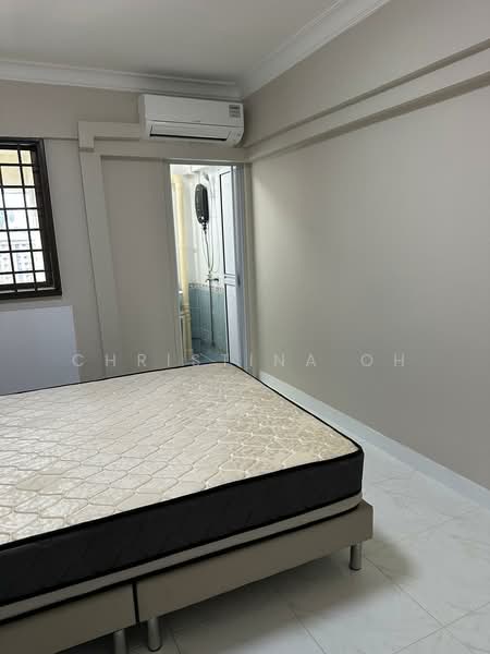 711 Clementi West Street 2, 711 Clementi West Street 2, Room Rental, 107 sqft, HDB Flat For Rent, by Christina Oh, 500188115 - Bedroom - PropertyGuru.com.sg