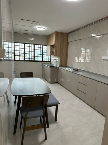 711 Clementi West Street 2, 711 Clementi West Street 2, Room Rental, 107 sqft, HDB Flat For Rent, by Christina Oh, 500188115 - Kitchen - PropertyGuru.com.sg
