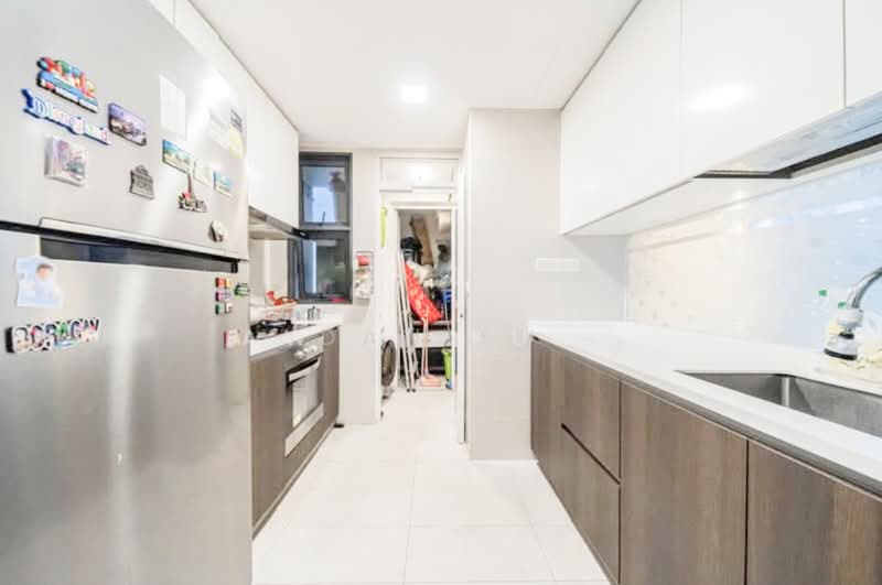 Symphony Suites, 1 Yishun Close, 4 Bedrooms, 1,023 sqft, Condominium For Sale, by Dan Su, 500188116 - Kitchen - PropertyGuru.com.sg