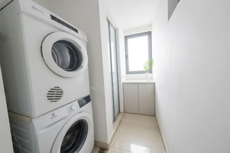 Waterfront Waves, 760 Bedok Reservoir Road, 3 Bedrooms, 1,346 sqft, Condominium For Rent, by Shanel Liew, 500188120 - Interior - PropertyGuru.com.sg