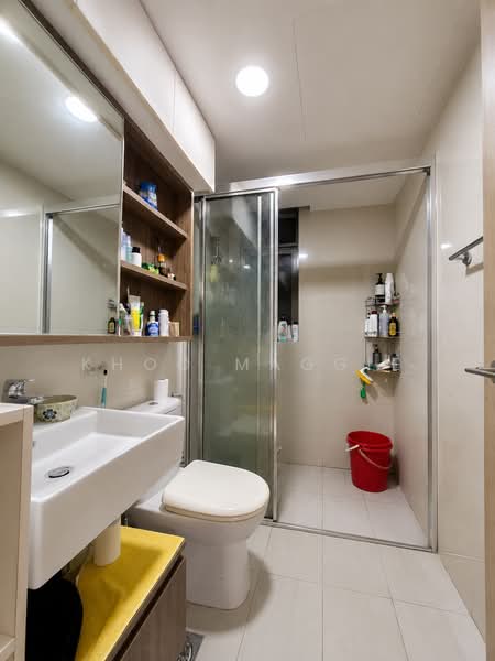 Sol Acres, 8 Choa Chu Kang Grove, 3 Bedrooms, 1,066 sqft, Executive Condominium For Sale, by Khoo Maggie, 500188125 - Bathroom - PropertyGuru.com.sg