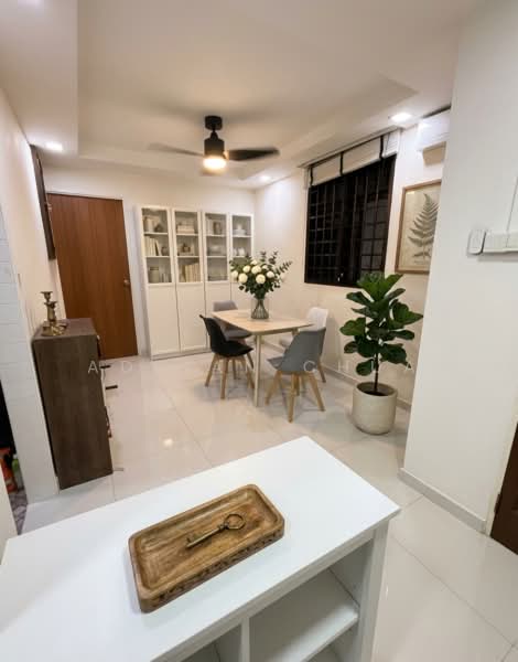 340B Sembawang Close, 340B Sembawang Close, 3 Bedrooms, 1,022 sqft, HDB Flat For Sale, by Adrian Chua, 500188129 - Dining Room - PropertyGuru.com.sg