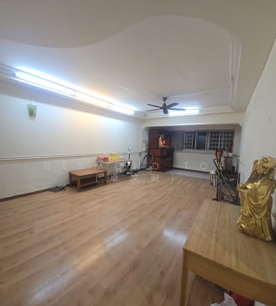 51 Teban Gardens Road, 51 Teban Gardens Road, 3 Bedrooms, 1,528 sqft, HDB Flat For Sale, by Desmond Toh (卓文财), 500188142 - Living Room - PropertyGuru.com.sg