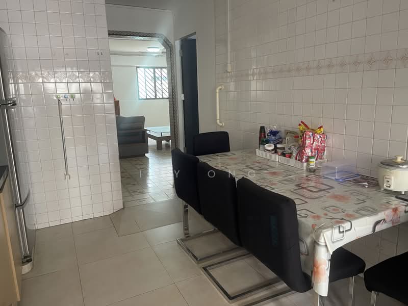 708 Clementi West Street 2, 708 Clementi West Street 2, 3 Bedrooms, 990 sqft, HDB Flat For Sale, by Ivy Ong, 500188143 - Dining Room - PropertyGuru.com.sg