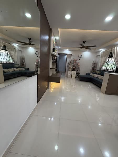 86 Telok Blangah Heights, 86 Telok Blangah Heights, 3 Bedrooms, 968 sqft, HDB Flat For Sale, by Janet Chew, 500188146 - Living Room - PropertyGuru.com.sg