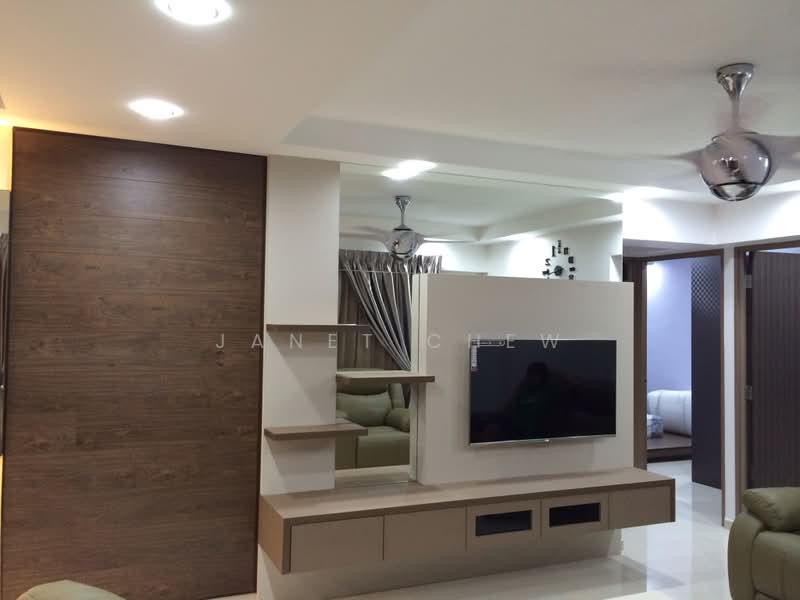 86 Telok Blangah Heights, 86 Telok Blangah Heights, 3 Bedrooms, 968 sqft, HDB Flat For Sale, by Janet Chew, 500188146 - Living Room - PropertyGuru.com.sg