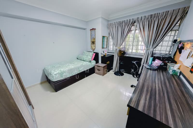 615 Elias Road, 615 Elias Road, 3 Bedrooms, 1,442 sqft, HDB Flat For Sale, by Muhammad Gani Abdul Rahim, 500188151 - Bedroom 3 - PropertyGuru.com.sg